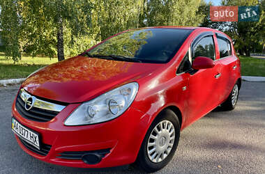 Хэтчбек Opel Corsa 2008 в 