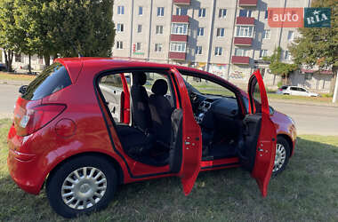 Хэтчбек Opel Corsa 2008 в 