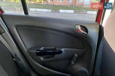 Хэтчбек Opel Corsa 2008 в 