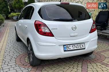 Хэтчбек Opel Corsa 2013 в 