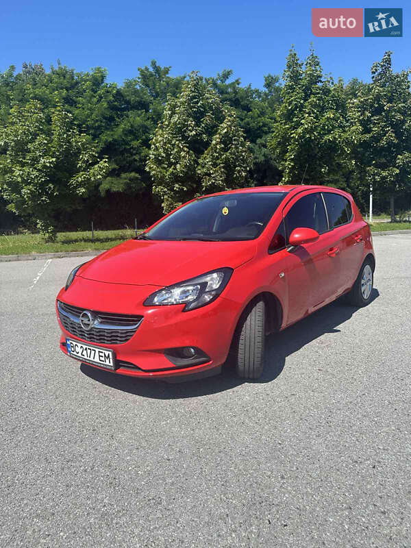Хэтчбек Opel Corsa 2015 в Львове