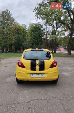 Хэтчбек Opel Corsa 2008 в 