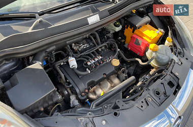 Хэтчбек Opel Corsa 2007 в 