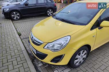 Хэтчбек Opel Corsa 2013 в Киеве