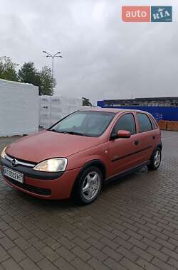 Хетчбек Opel Corsa 2000 в П’ядики