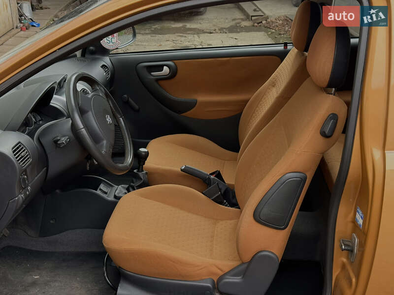 Хэтчбек Opel Corsa 2003 в Дрогобыче