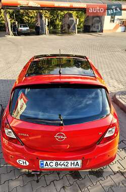 Хэтчбек Opel Corsa 2008 в 