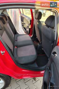 Хэтчбек Opel Corsa 2008 в 