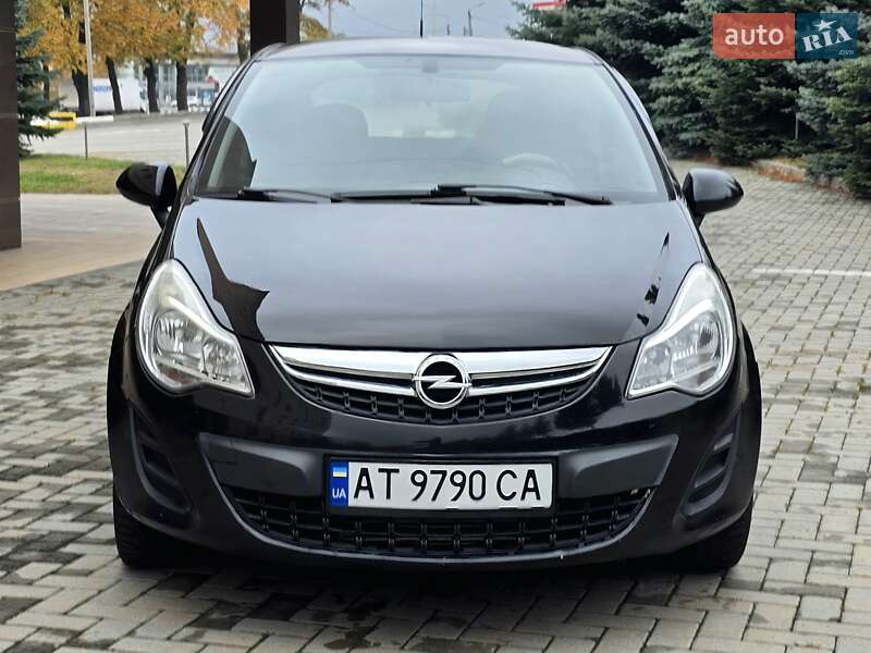 Хэтчбек Opel Corsa 2012 в Харькове