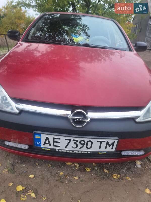 Хэтчбек Opel Corsa 2003 в Каменском