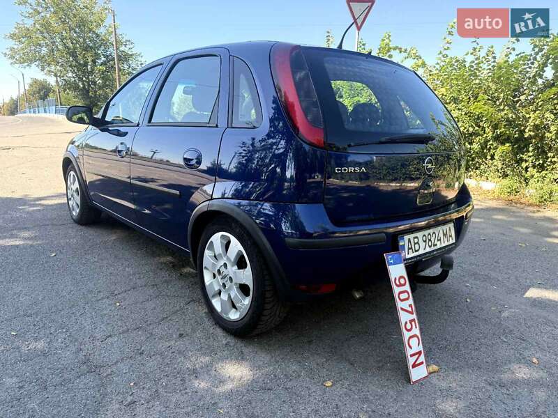 Хэтчбек Opel Corsa 2004 в Жмеринке