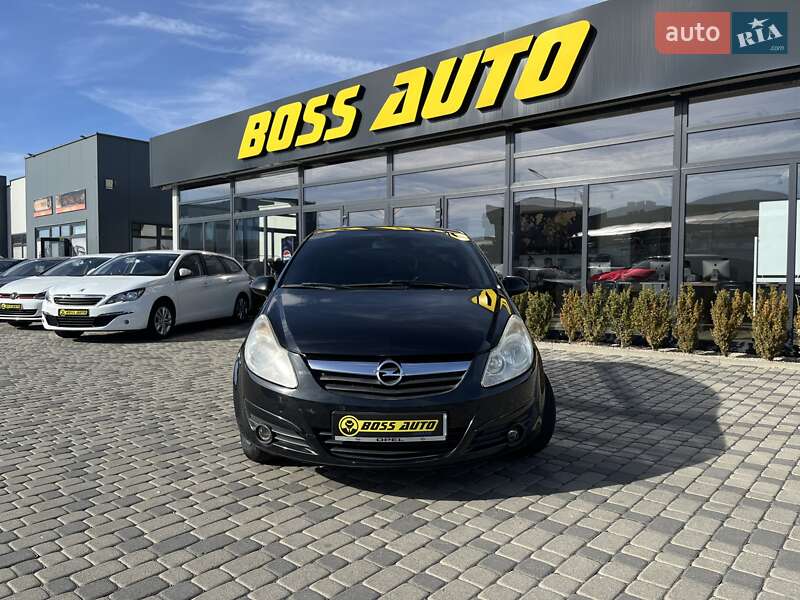 Хэтчбек Opel Corsa 2014 в Мукачево