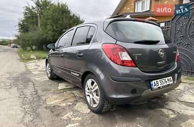 Хэтчбек Opel Corsa 2011 в 