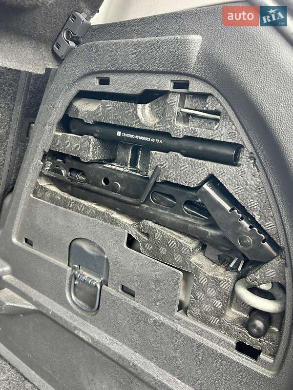 Хетчбек Opel Corsa 2014 в Сумах фото 12 Хетчбек Opel Corsa 2014 в Сумах