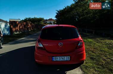 Хэтчбек Opel Corsa 2014 в 