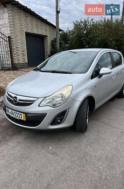 Хэтчбек Opel Corsa 2011 в Белой Церкви