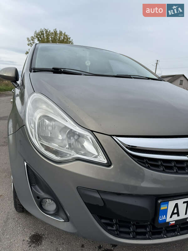Хэтчбек Opel Corsa 2012 в Калуше фото 8 Хэтчбек Opel Corsa 2012 в Калуше