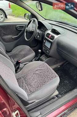 Хетчбек Opel Corsa 2002 в  фото 7 Хетчбек Opel Corsa 2002 в