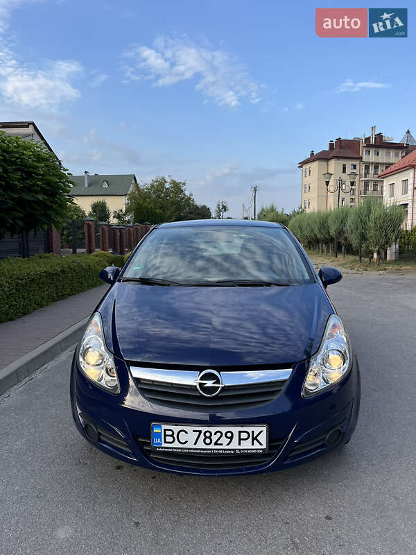Хетчбек Opel Corsa 2009 в Шептицькому