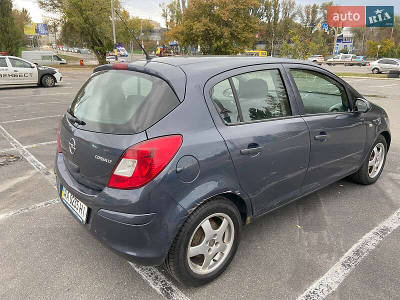 Хетчбек Opel Corsa 2008 в Києві фото 3 Хетчбек Opel Corsa 2008 в Києві