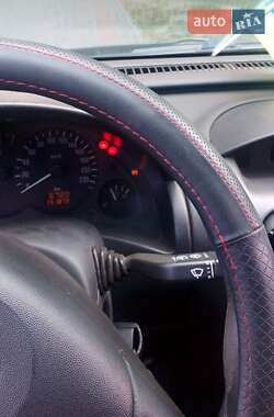 Хэтчбек Opel Corsa 2003 в  фото 28 Хэтчбек Opel Corsa 2003 в