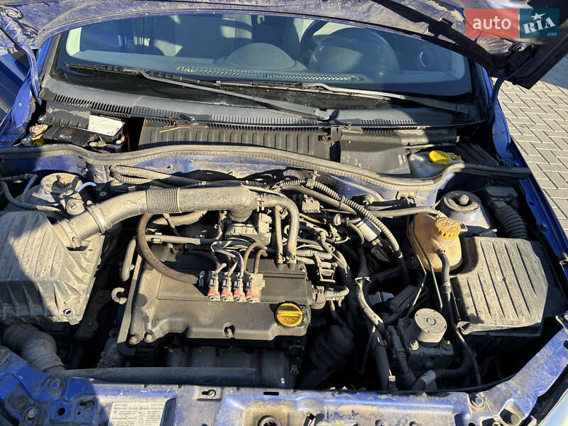 Хэтчбек Opel Corsa 2004 в Житомире фото 18 Хэтчбек Opel Corsa 2004 в Житомире
