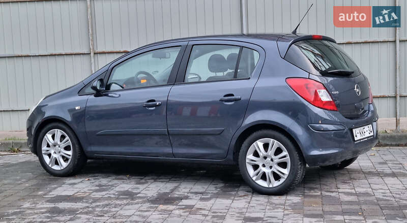 Хетчбек Opel Corsa 2007 в Львові