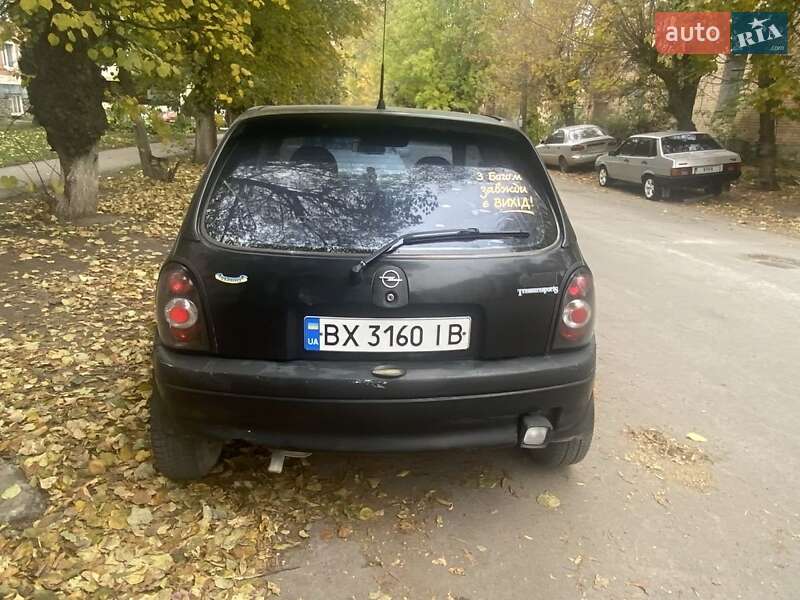 Хэтчбек Opel Corsa 1999 в Каменец-Подольском