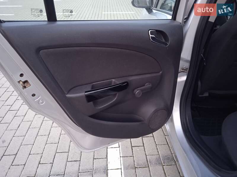 Хетчбек Opel Corsa 2012 в Нововолинську фото 14 Хетчбек Opel Corsa 2012 в Нововолинську