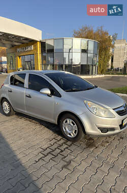 Хетчбек Opel Corsa 2008 в  фото 11 Хетчбек Opel Corsa 2008 в
