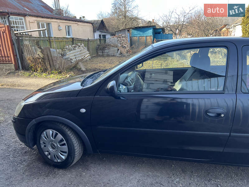 Хэтчбек Opel Corsa 2004 в Житомире