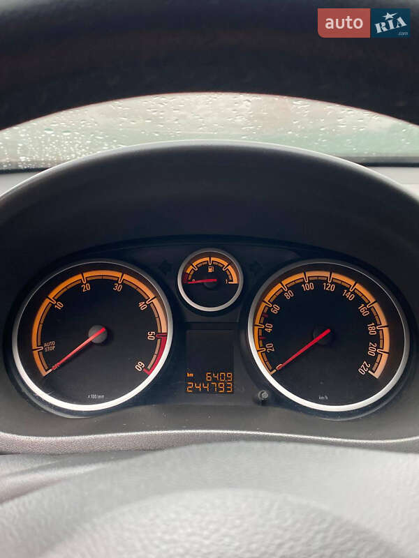 Хэтчбек Opel Corsa 2010 в Кривом Роге фото 11 Хэтчбек Opel Corsa 2010 в Кривом Роге