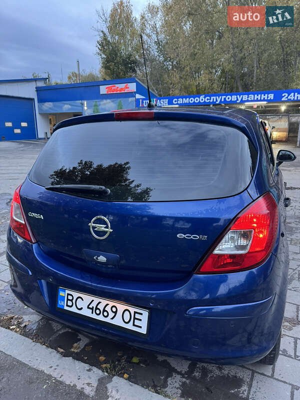 Хетчбек Opel Corsa 2012 в Львові