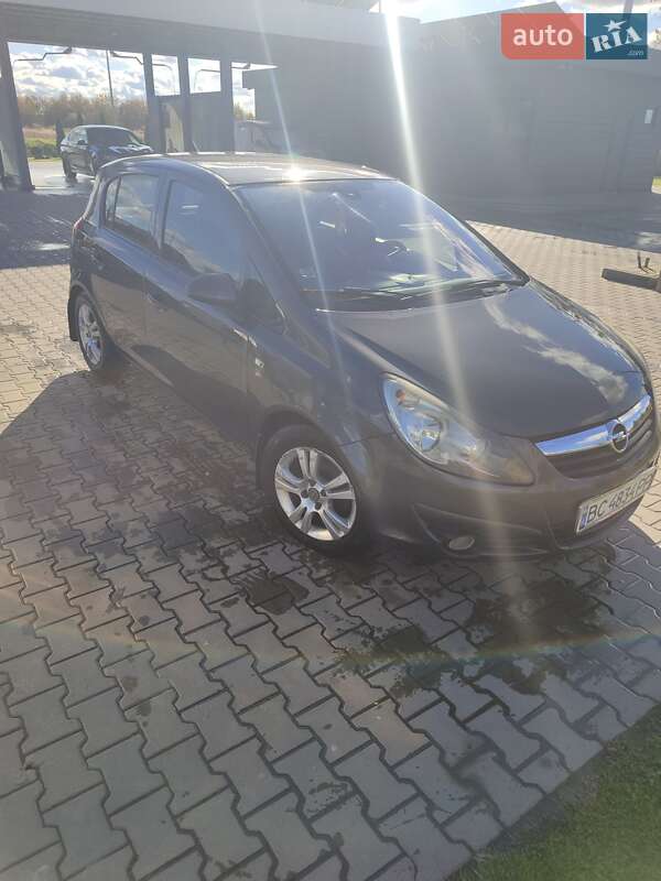 Хэтчбек Opel Corsa 2010 в Львове фото 2 Хэтчбек Opel Corsa 2010 в Львове
