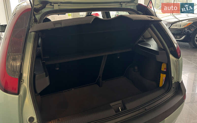 Хэтчбек Opel Corsa 2002 в Шептицькому фото 21 Хэтчбек Opel Corsa 2002 в Шептицькому