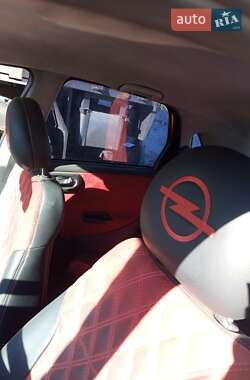 Хэтчбек Opel Corsa 2003 в  фото 19 Хэтчбек Opel Corsa 2003 в