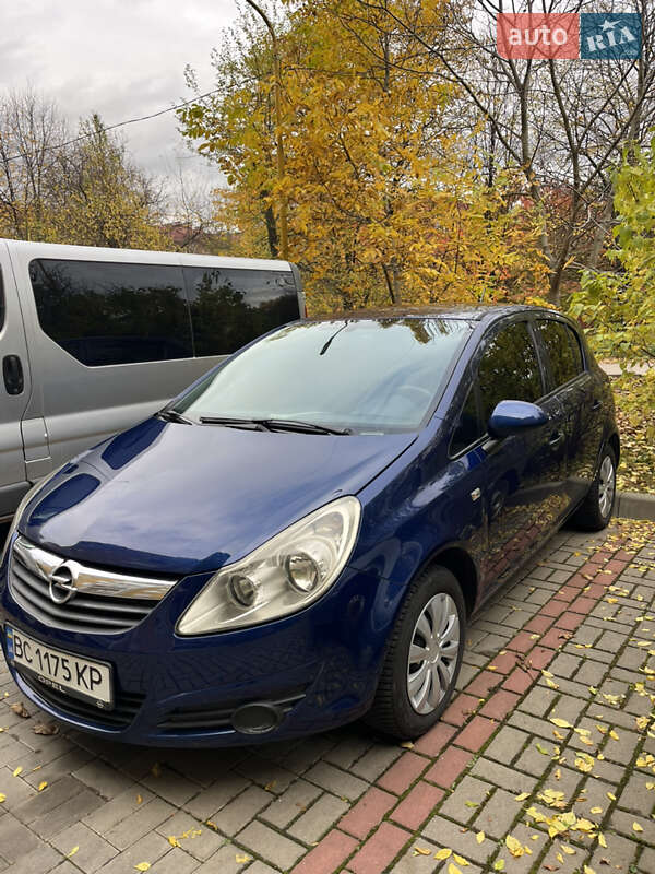 Хэтчбек Opel Corsa 2008 в Ужгороде