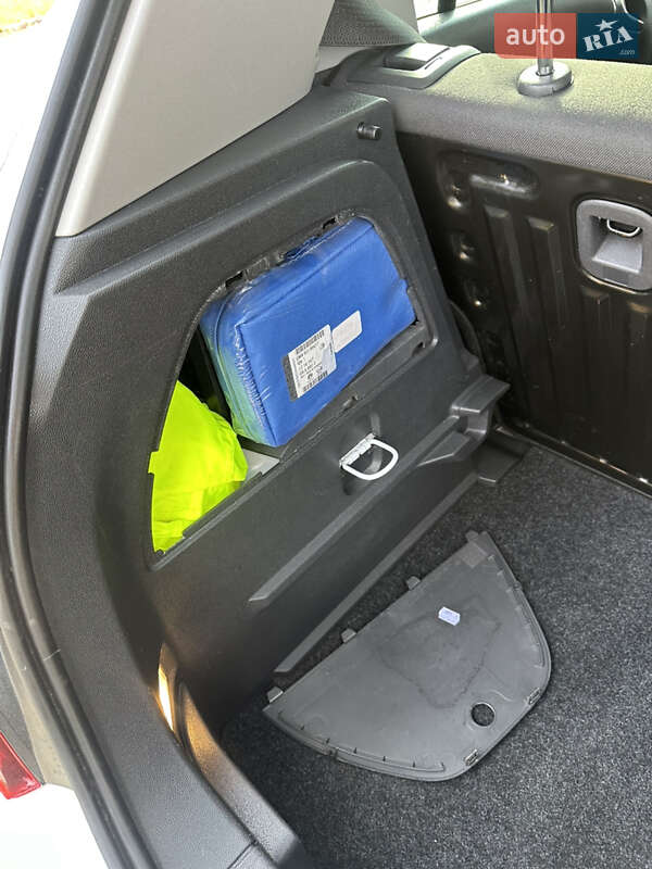 Хэтчбек Opel Corsa 2013 в Львове фото 25 Хэтчбек Opel Corsa 2013 в Львове