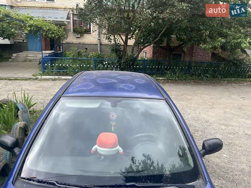 Хетчбек Opel Corsa 2004 в Тернополі