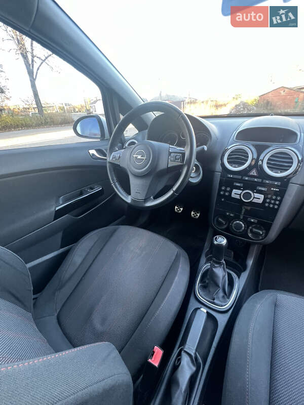 Хетчбек Opel Corsa 2011 в Вінниці