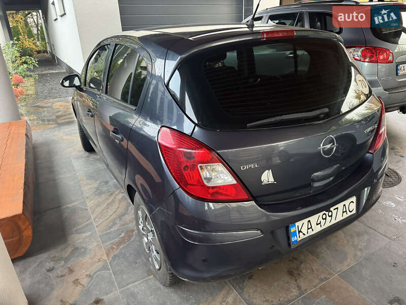 Хетчбек Opel Corsa 2008 в Крюківщині