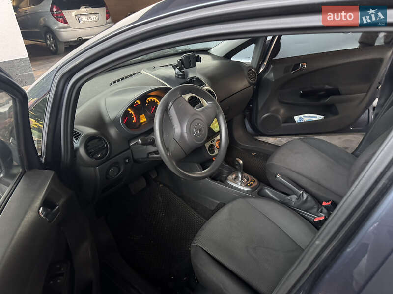 Хетчбек Opel Corsa 2008 в Крюківщині
