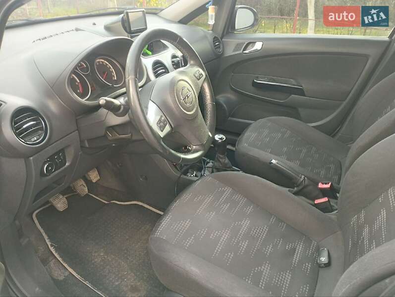 Хетчбек Opel Corsa 2011 в Івано-Франківську фото 8 Хетчбек Opel Corsa 2011 в Івано-Франківську