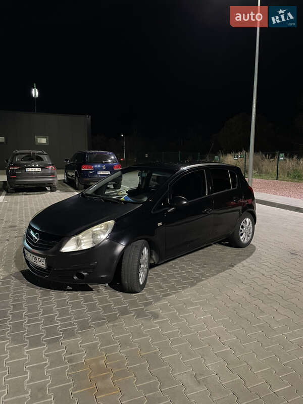 Хэтчбек Opel Corsa 2009 в Стрые