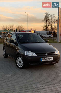Хэтчбек Opel Corsa 2001 в Виннице