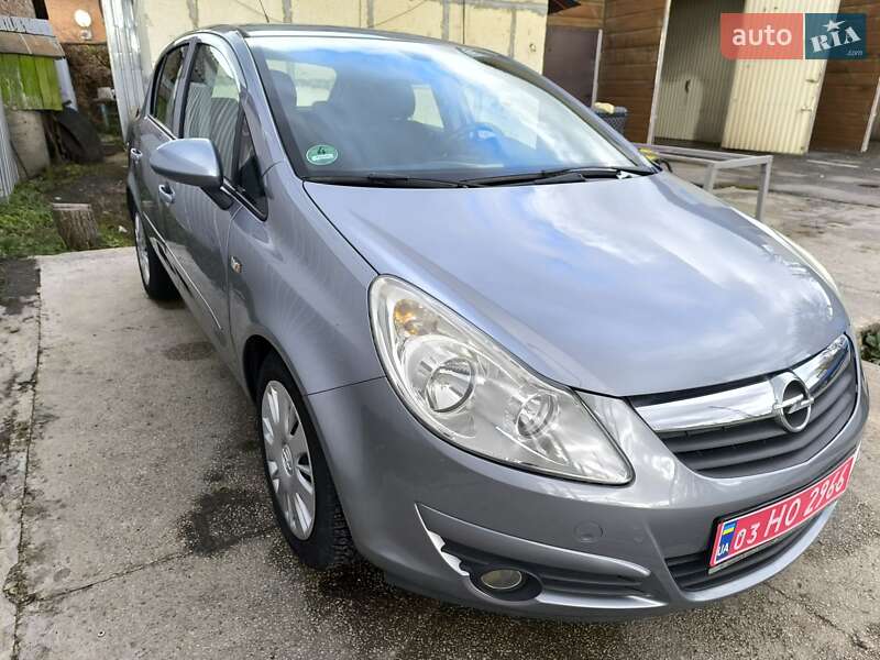 Хетчбек Opel Corsa 2007 в Охтирці