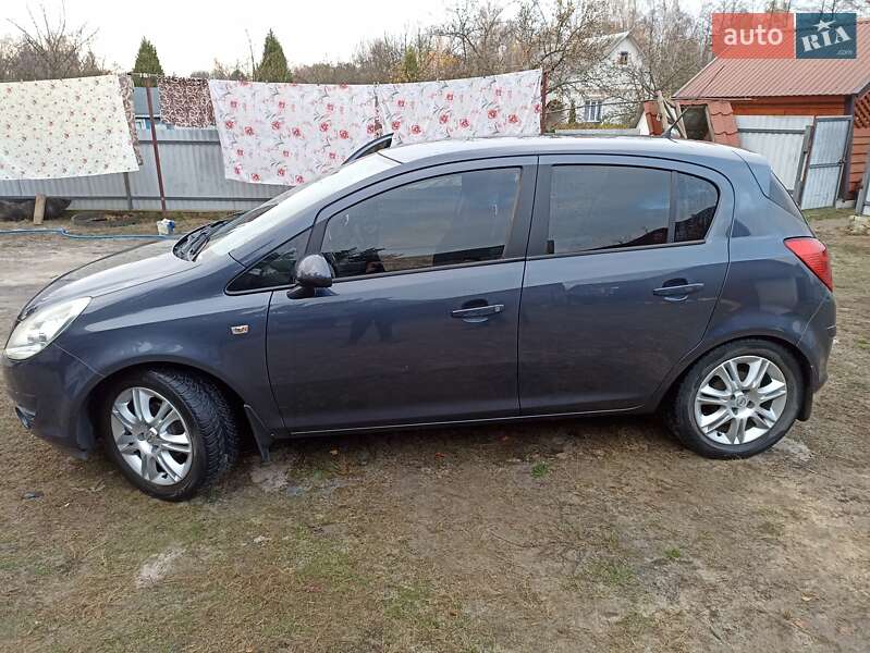 Хэтчбек Opel Corsa 2008 в Заречном фото 2 Хэтчбек Opel Corsa 2008 в Заречном