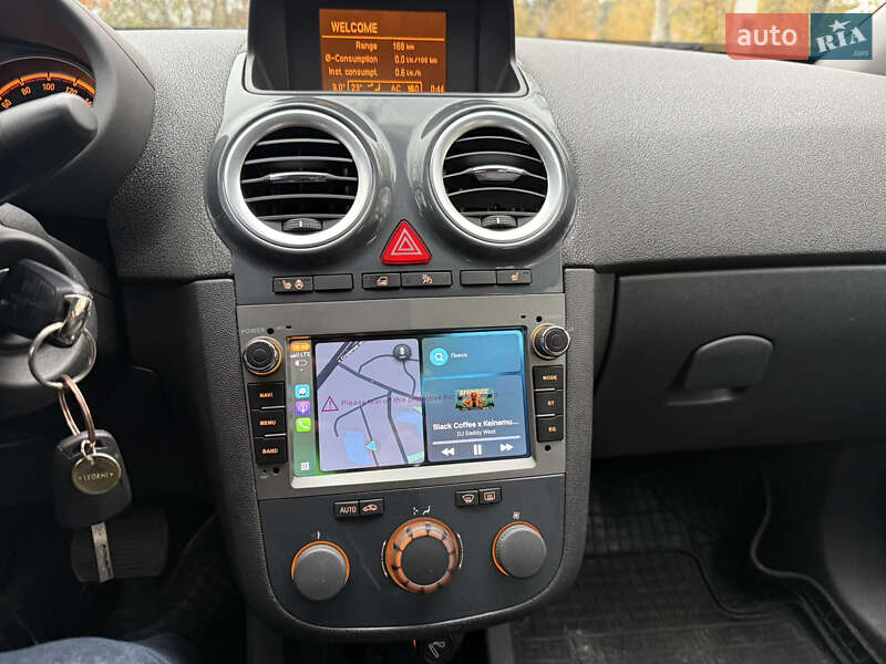 Хетчбек Opel Corsa 2012 в Києві