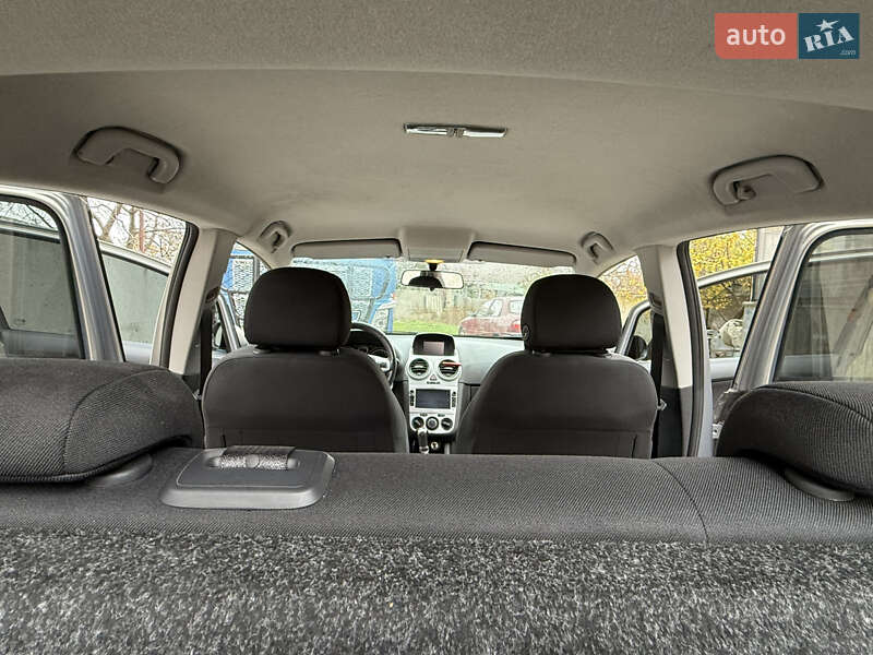 Хэтчбек Opel Corsa 2013 в Днепре