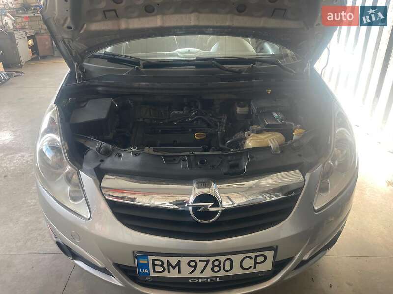 Хэтчбек Opel Corsa 2007 в Харькове